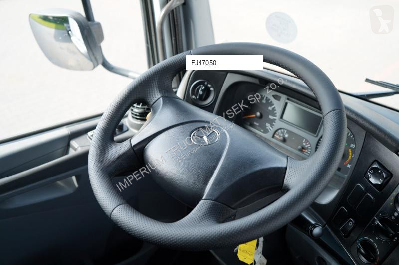 Traktor Mercedes AXOR 1829
