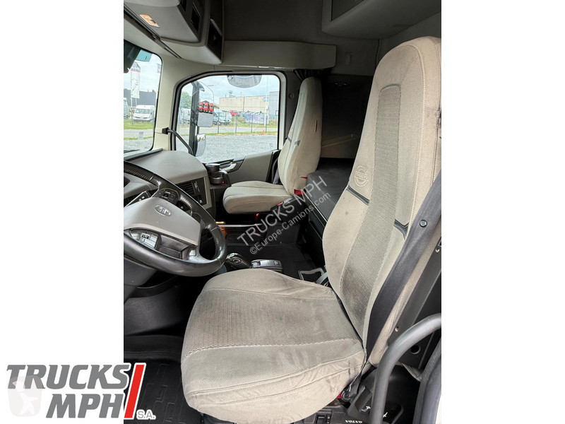 Traktor Volvo 500 Globetrotter Jantes...