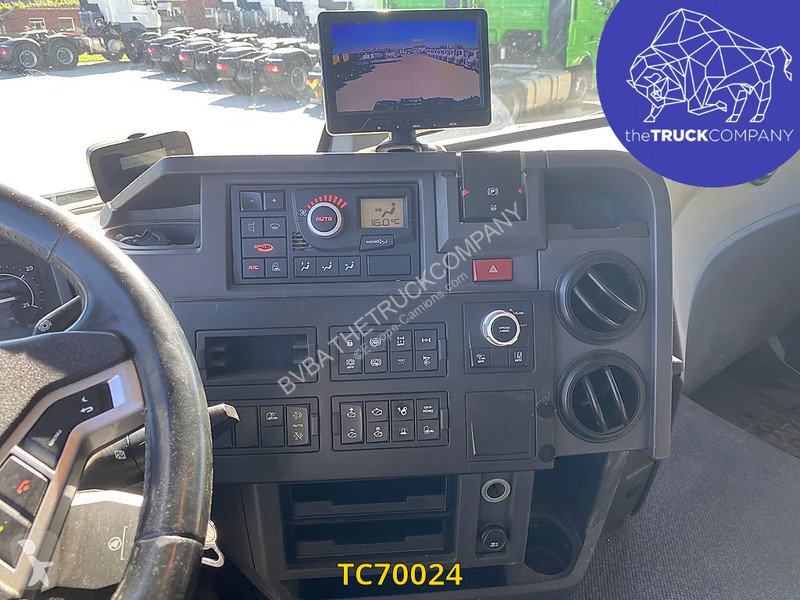 Traktor Renault C 440