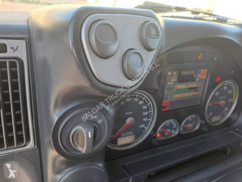 Traktor Iveco
