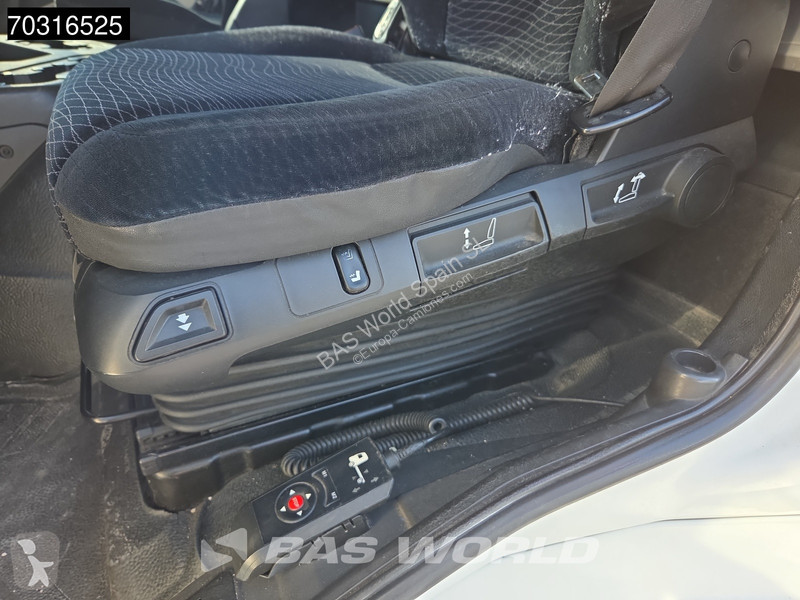 جرار Mercedes 1843 4X2 ClassicSpace Retarder