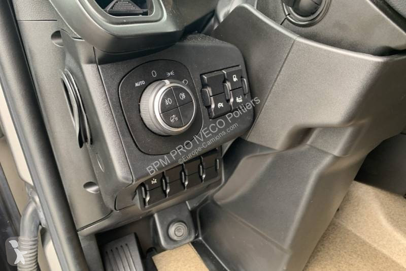 جرار Iveco