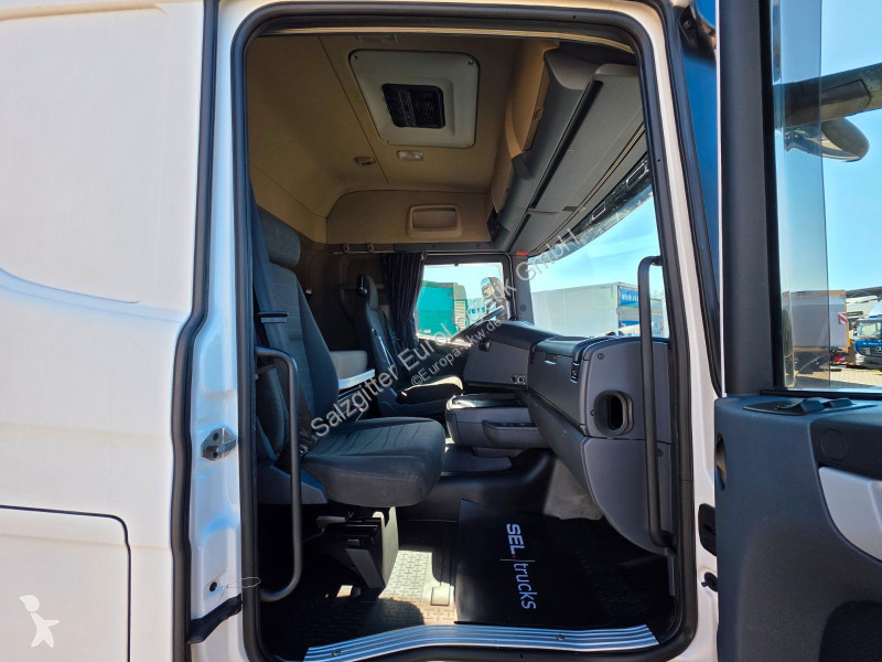 جرار Scania R410 4X2MNA...