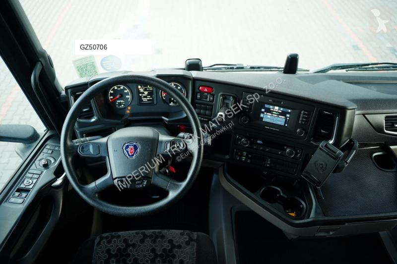 Cap tractor Scania