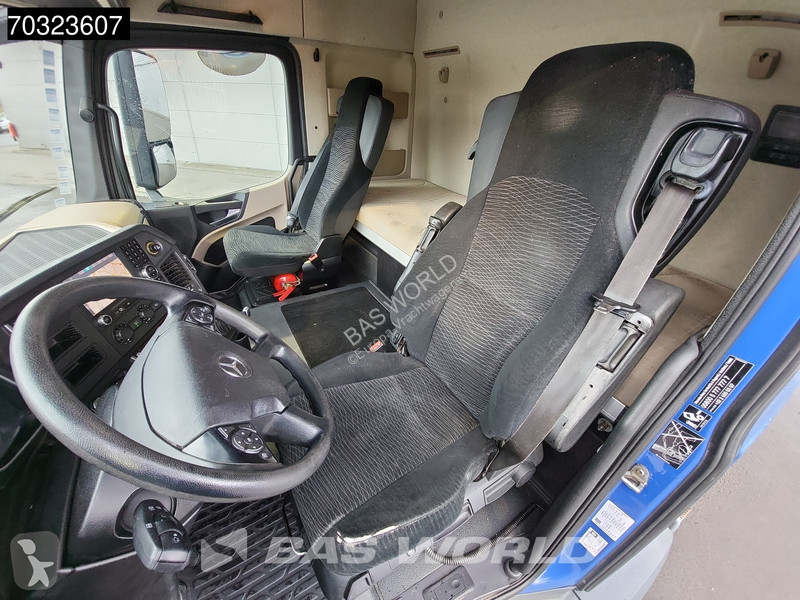 جرار Mercedes 1948 4X2 ClassicSpace Retarder Navi