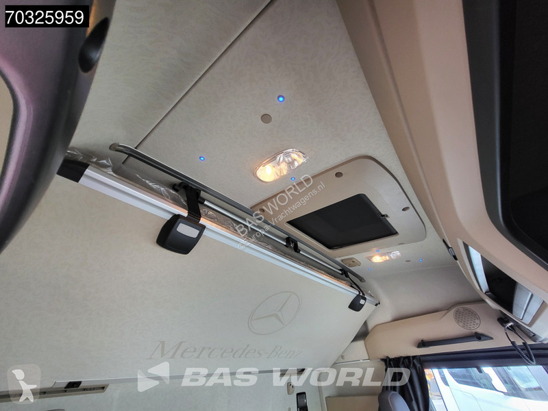 جرار Mercedes 1842 4X2 StreamSpace Mega...
