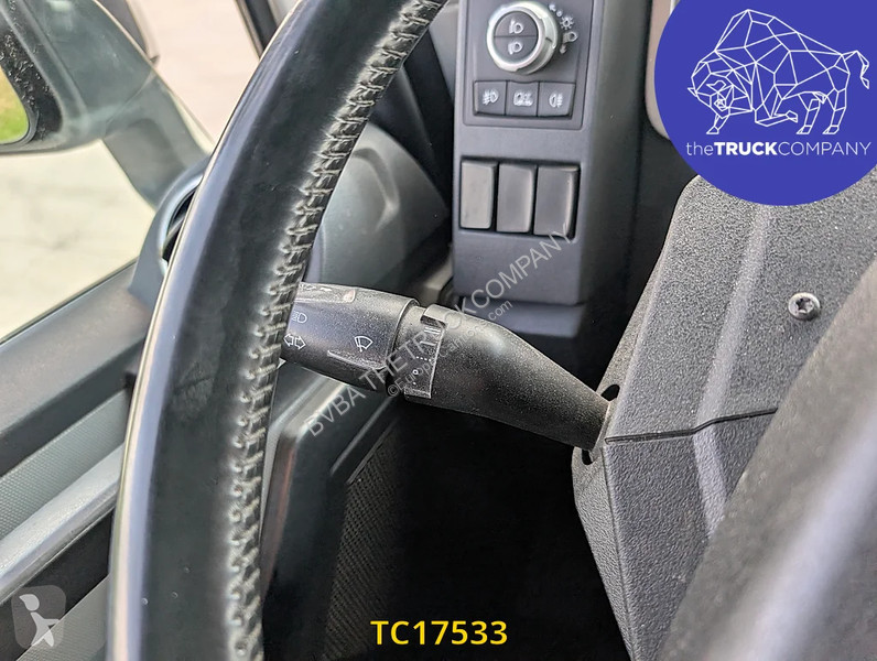 جرار Renault T 480