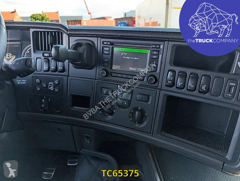 جرار Scania 520