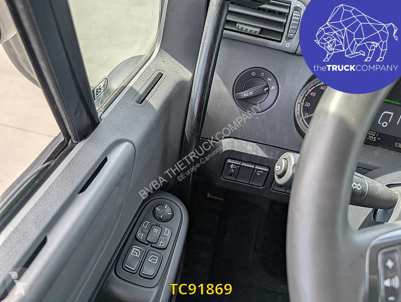 جرار DAF 440