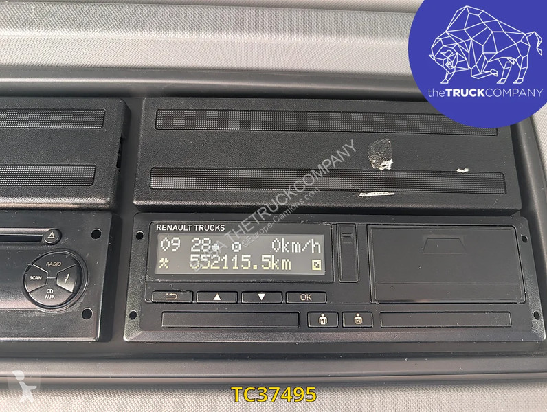 جرار Renault T 480