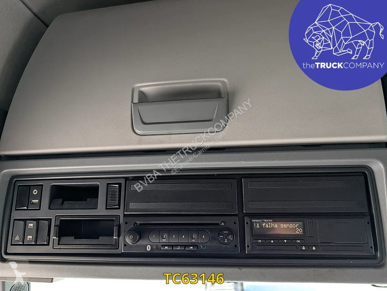 جرار Renault T 480