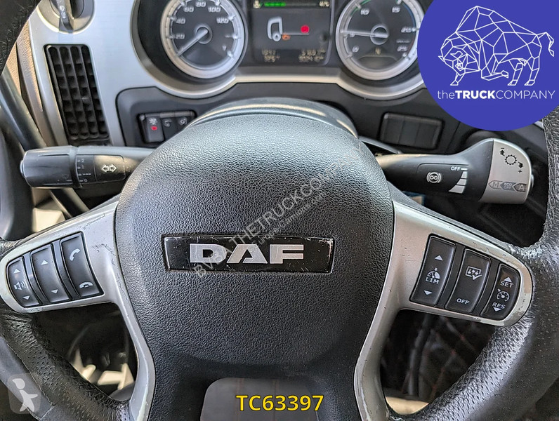 جرار DAF 530