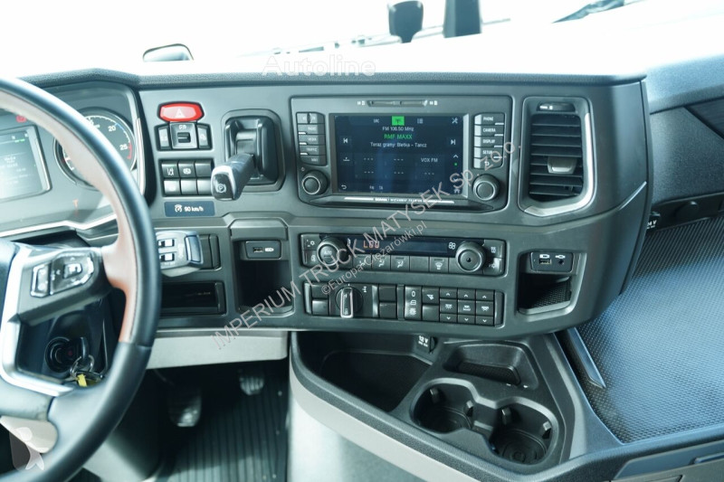 جرار Scania S 450