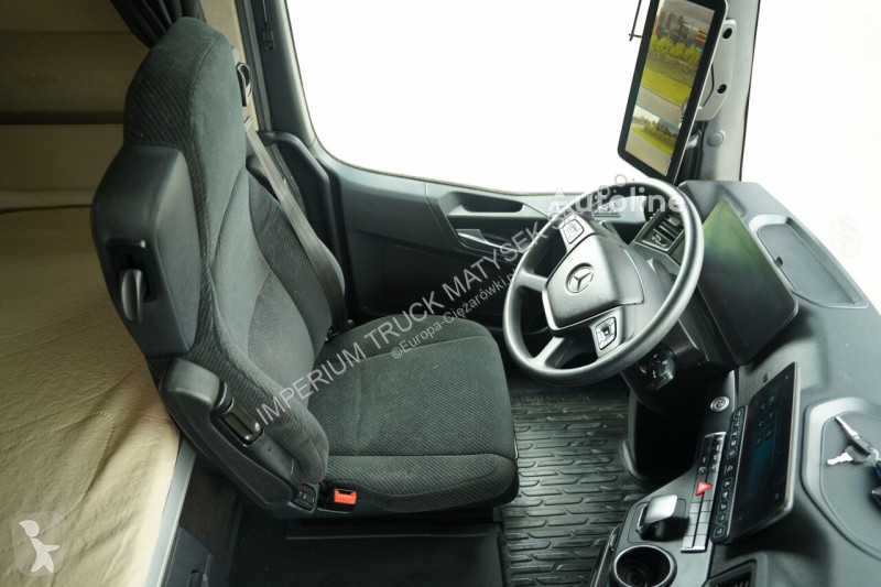 Влекач Mercedes ACTROS 1845