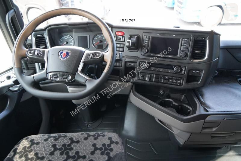 جرار Scania S 450