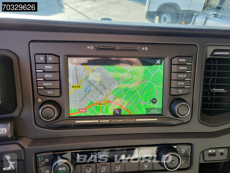 جرار Scania 360  4X2 Daycab Navi