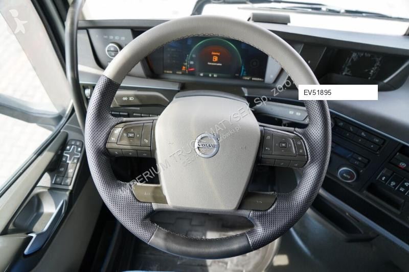 Влекач Volvo FH 500