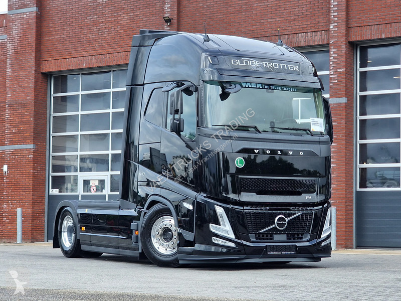 جرار Volvo 13540 Aero Globetrotter XL 4x2 - New...