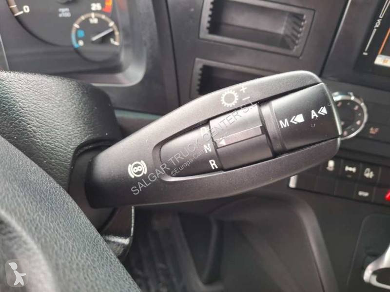 جرار Mercedes