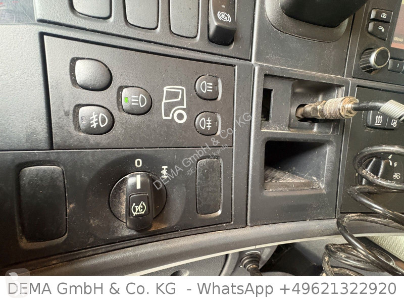 جرار Scania...