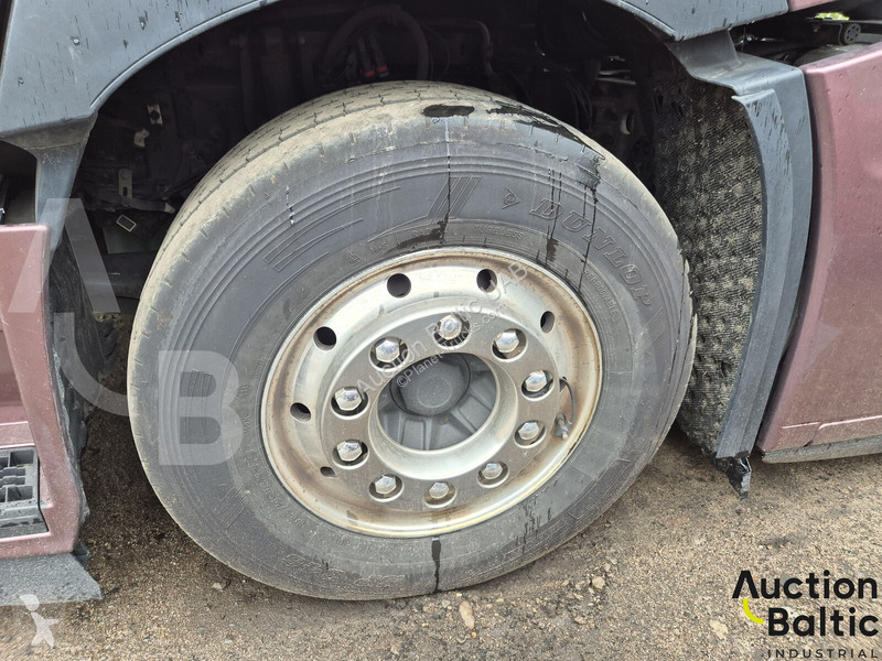 Cabeza tractora Renault THIGH440