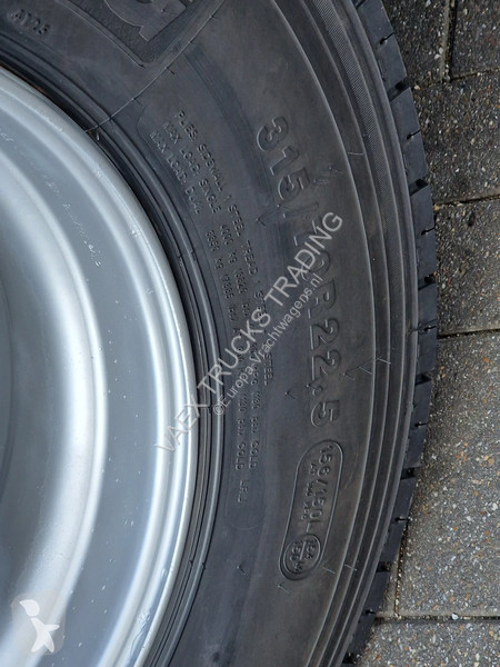 Tracteur Volvo 13460 Globetrotter XL 4x2 - I...