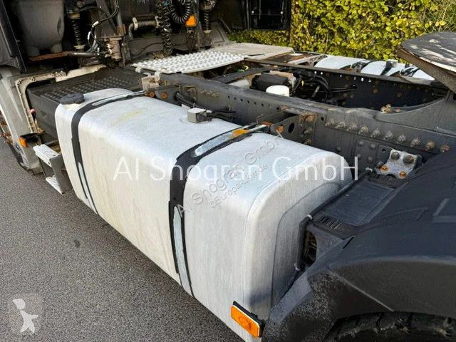 Trekker Volvo 500 Globetrotter / 2 x Tank / Euro6