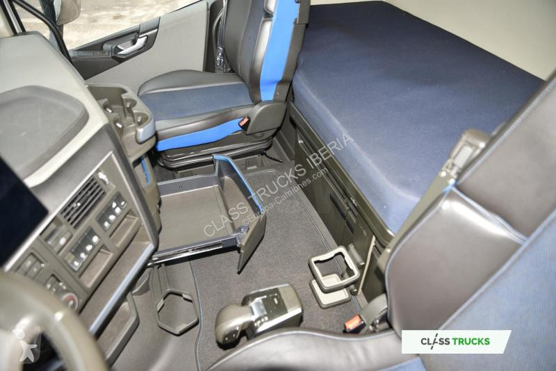 Tracteur Volvo 500 Globetrotter XL Retarder...