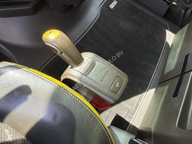 Cabeza tractora Volvo 16750 6X4 Euro 5 Retarder...