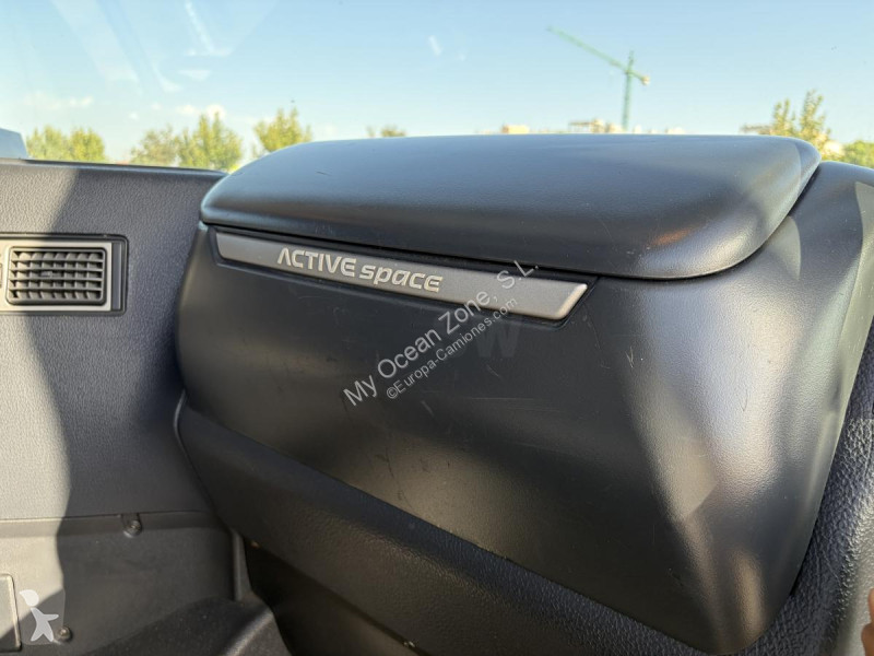 Cabeza tractora Iveco 440 S 45