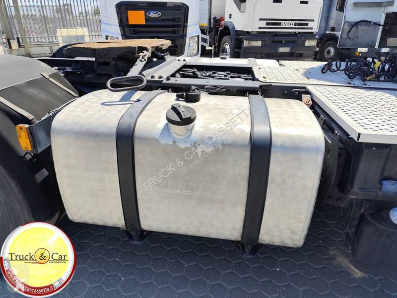 Cabeza tractora DAF 460