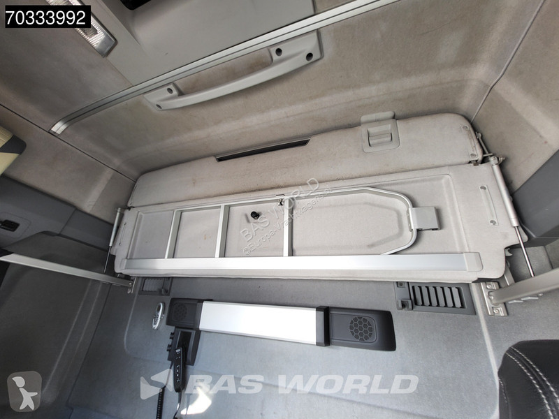 Tahač Renault T 460 4X2 SleeperCab NL-Trucks...