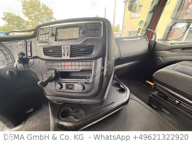 Tahač Iveco S...