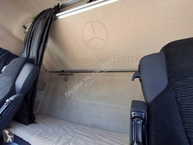 Tahač Mercedes 1851 LS