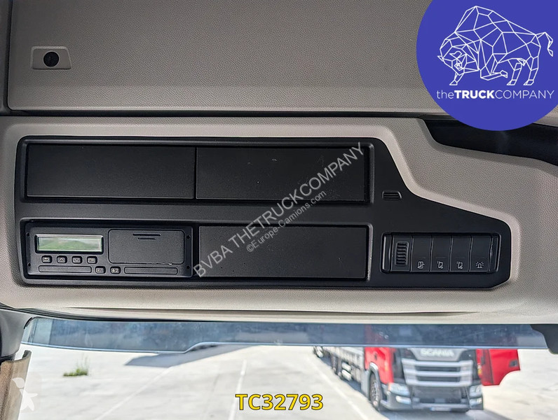 Cabeza tractora Scania