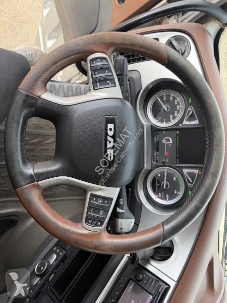 Tracteur DAF 530