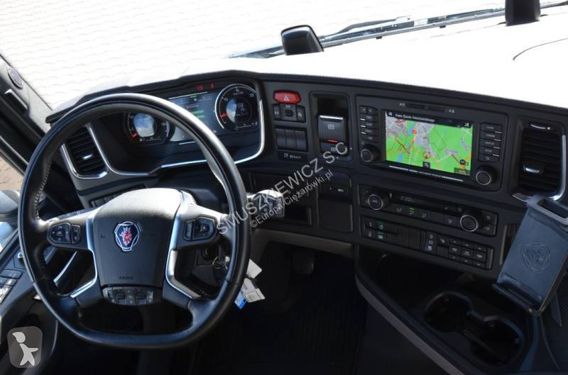 Ciągnik siodłowy Scania 460