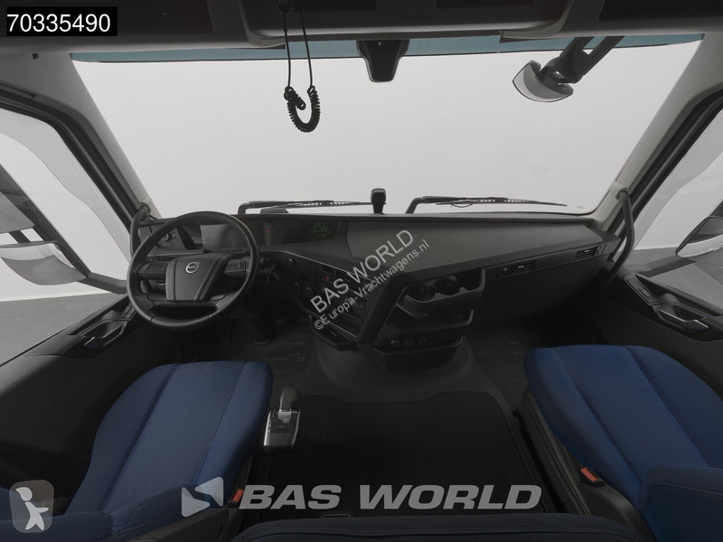 Tractor Volvo 500 4X2 XL 2x Tanks I-ParkCool ACC