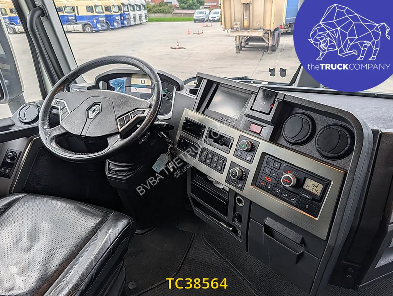 Cap tractor Renault T 520 “Alpine”