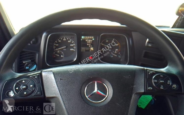 Cap tractor Mercedes