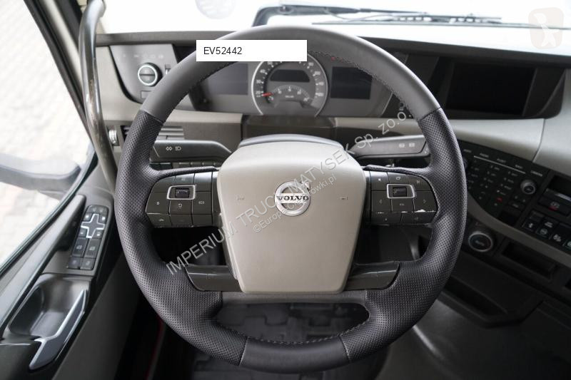 Тягач Volvo FH 500