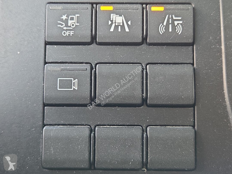 Traktor MAN 18.510