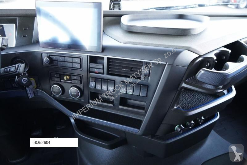 Влекач Volvo FH 460 / LOW DECK / MEGA / I-PARK...