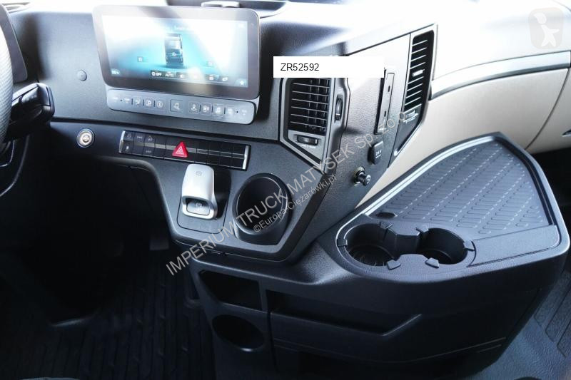 Влекач Mercedes ACTROS 18 48 / MP5 / GIGA SPACE...