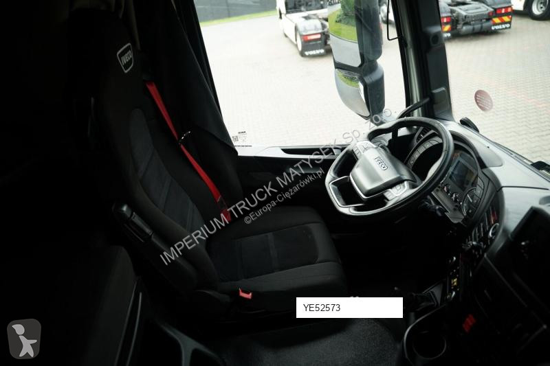جرار Iveco 420