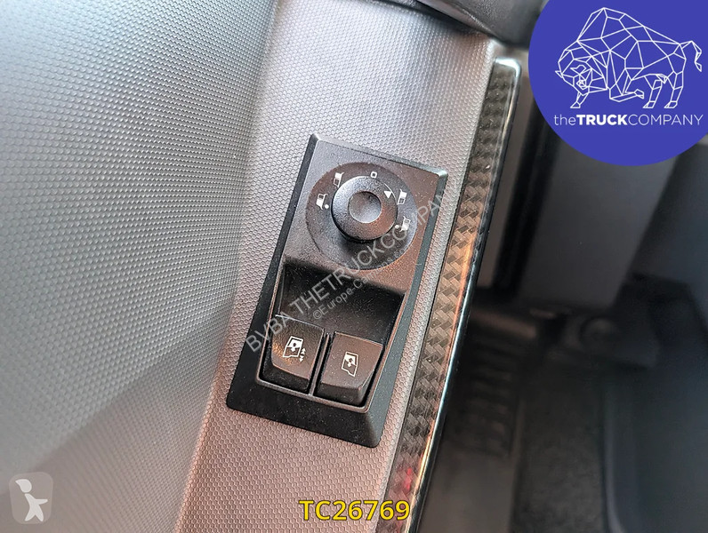 Ciągnik siodłowy Renault T 520