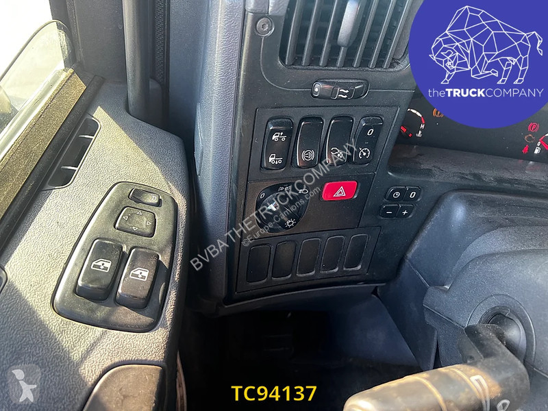 Scania 420 tractor unit