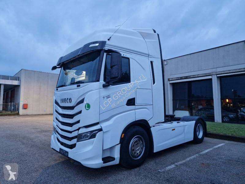 Iveco 530 tractor unit