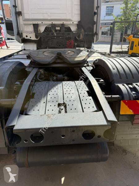 Mercedes 1841 tractor unit