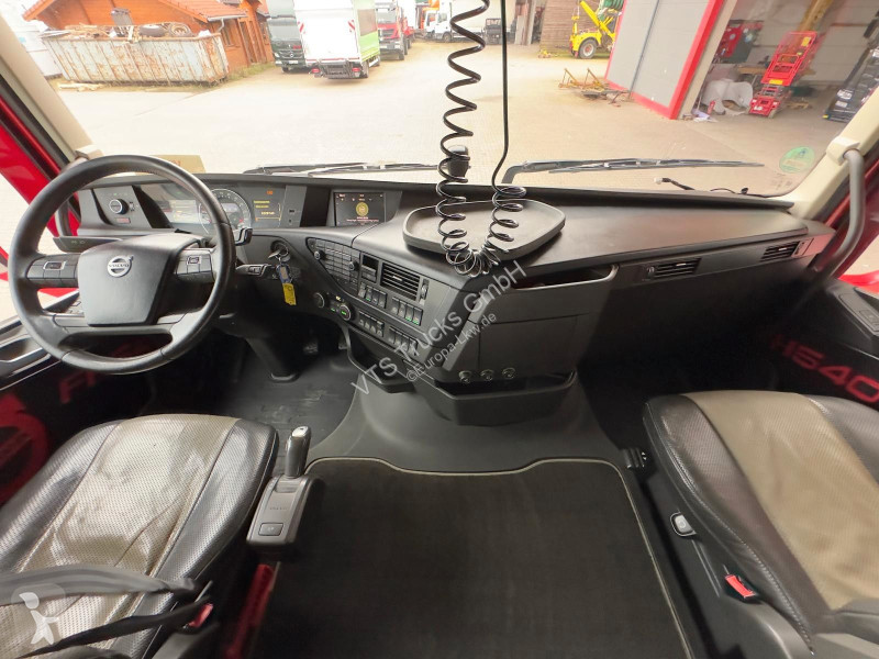Tahač Volvo 4x2 BL ACC Hydraulik Retarder